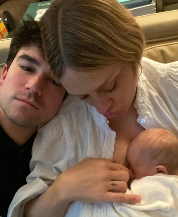 Chloë Sevigny, son compagnon Sinisa et leur fils Vanja sur Instagram, mai 2020.