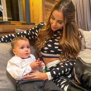 Nabilla Benattia comblée par sa vie de famille avec son mari Thomas Vergara et leur fils Milann (17 mois) - Instagram