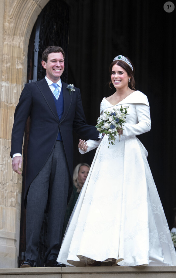 La princesse Eugenie et son mari Jack Brooksbank - Sorties après la cérémonie de mariage de la princesse Eugenie d'York et Jack Brooksbank en la chapelle Saint-George au château de Windsor le 12 octobre 2018.