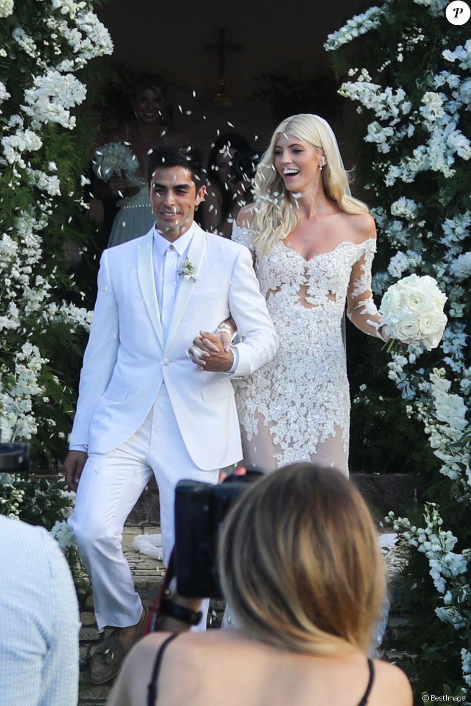 Devon Windsor et son mari Johnny Dex se sont mariés à Saint-Barthélemy, le 16 novembre 2019.