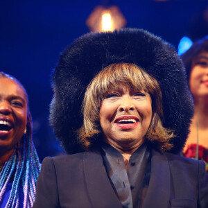Tina Turner assiste à la première de la comédie musicale "Tina" à Hambourg en Allemagne le 3 mars 2019.