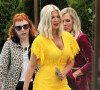 Tori Spelling et Jennie Garth - Les acteurs de la série "Beverly Hill 90210" ont été aperçus en tournage à Vancouver au Canada, le 29 mai 2019.