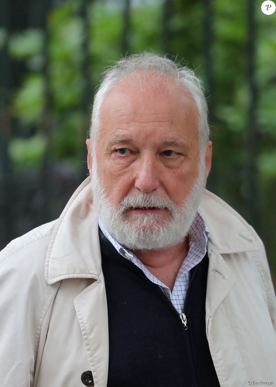 François Berléand - Hommage à Guy Bedos en l'église de Saint-Germain-des-Prés à Paris le 4 juin 2020.