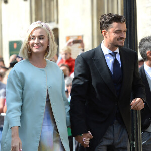 Katy Perry et son fiancé Orlando Bloom arrivent au mariage d'Ellie Goulding et Caspar Jopling en la cathédrale d'York. le 31 août 2019.