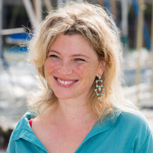 Cécile Bois au photocall du film "Envers et contre tous" lors du 17ème Festival de Fiction TV de La Rochelle.