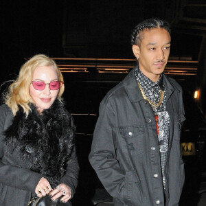 Exclusif - La légende de la pop Madonna et son compagnon Ahlamalik Williams profitent d'un repas de la Saint-Valentin au restaurant Fucina à Londres 14 février 2020.
