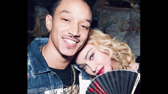Madonna : Baiser langoureux avec son chéri de 26 ans, Ahlamalik Williams