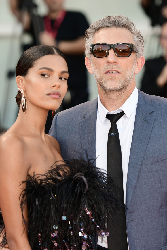 Vincent Cassel et sa femme Tina Kunakey - Red carpet pour le film "J'accuse!" lors du 76ème festival du film de venise, la Mostra le 30 août 2019. 