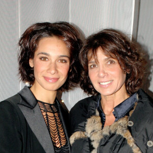 Stéphanie Fugain et sa fille Marie - Lancel présente son nouvel esprit dans sa boutique Lancel Opéra. Paris.