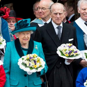 La reine Eliszbeth II d'Angleterre et le prince Philip, duc d'Edimbourg lors de la messe du Jeudi Saint en la cathédrale de Leicester, le 13 avril 2017. 