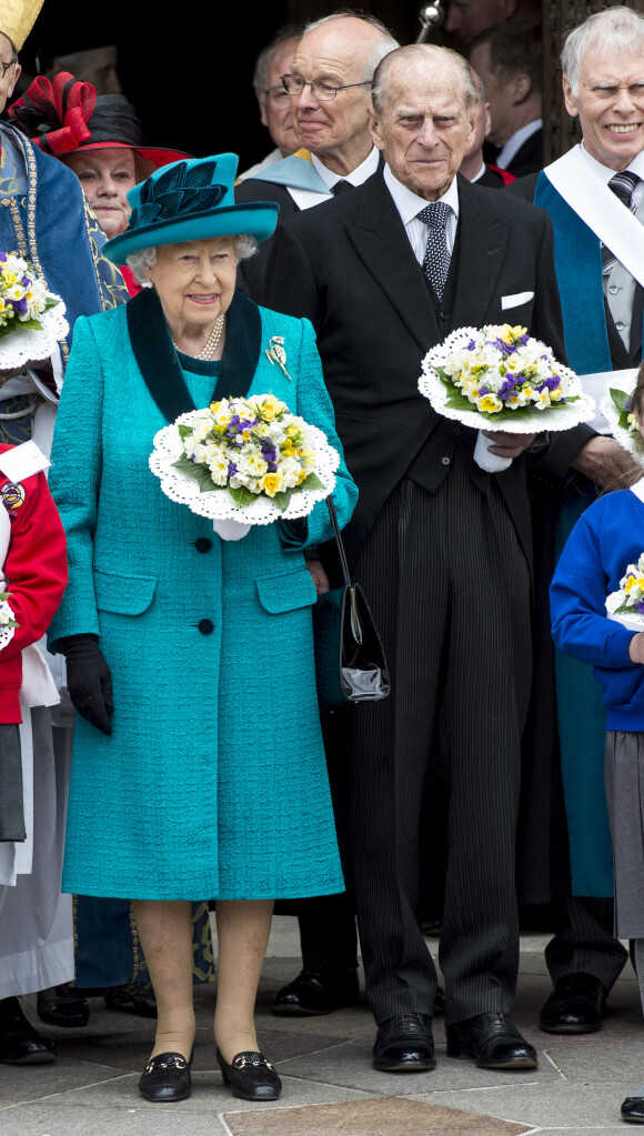 La reine Eliszbeth II d'Angleterre et le prince Philip, duc d'Edimbourg lors de la messe du Jeudi Saint en la cathédrale de Leicester, le 13 avril 2017. 