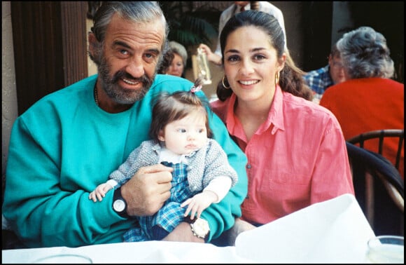Jean-Paul Belmondo, sa fille Florence et sa petite-fille Annabelle en 1988.
