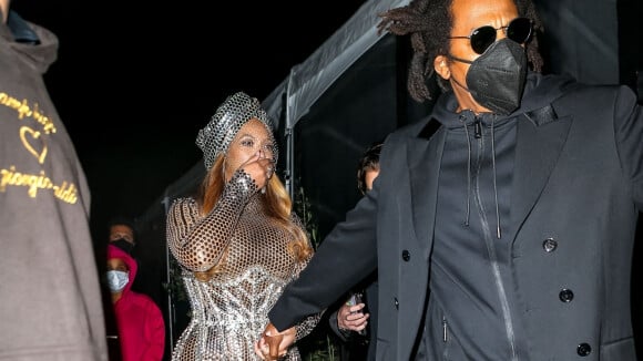 Beyoncé et Jay-Z fêtent leurs 13 ans de mariage : virée en jet à Vegas, bijoux XL et micro-short
