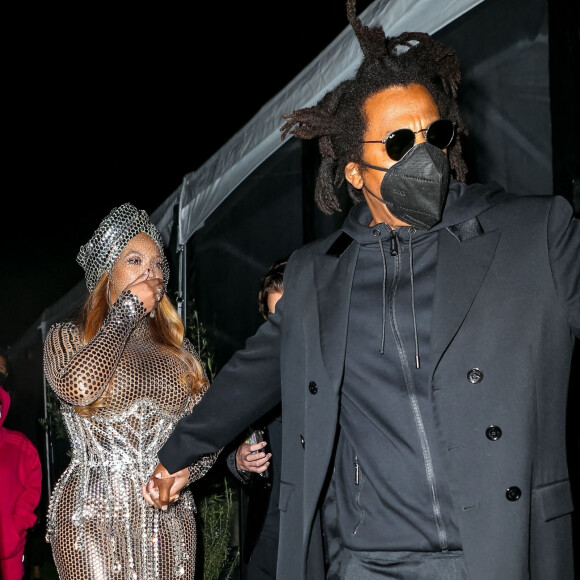 Beyoncé et Jay Z quittent le restaurant Giorgio Baldi à Los Angeles après l'after de la soirée des Grammy Awards.