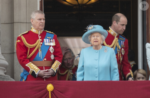 Info - Le prince Andrew ne participera pas aux célébrations des 100 ans de son père Philip - Le prince Andrew, duc d'York, la reine Elisabeth II d'Angleterre, le prince Charles, prince de Galles, le prince William, duc de Cambridge, le prince George de Cambridge - Les membres de la famille royale britannique lors du rassemblement militaire "Trooping the Colour" (le "salut aux couleurs"), célébrant l'anniversaire officiel du souverain britannique. Cette parade a lieu à Horse Guards Parade, chaque année au cours du deuxième samedi du mois de juin. Londres, le 9 juin 2018. 