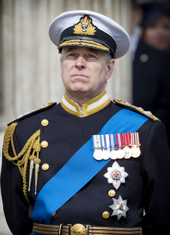 Info - Le prince Andrew ne participera pas aux célébrations des 100 ans de son père Philip - Le prince Andrew, duc d'York - Messe pour commémorer la fin des opérations militaires en Afghanistan en la cathédrale St Paul à Londres, le 13 mars 2015.