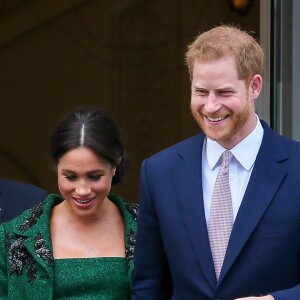Le prince Harry, duc de Sussex, Meghan Markle, duchesse de Sussex, enceinte, à la sortie de Canada House après une cérémonie pour la Journée du Commonwealth à Londres le 11 mars 2019.