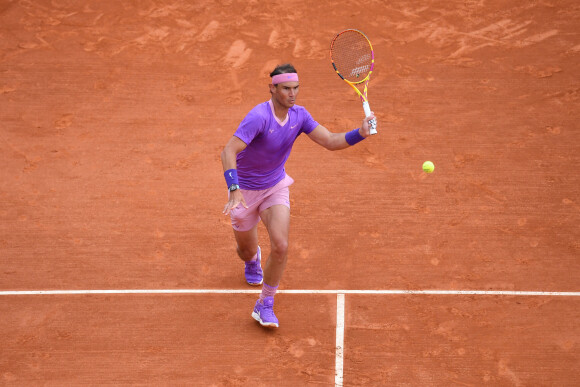 Rafael Nadal affronte l'Argentin Federico Delbonis lors du tournoi de tennis Rolex Monte Carlo Masters 2021 à Monaco, le 14 avril 2021. © Antoine Couvercelle/Panoramic/Bestimage