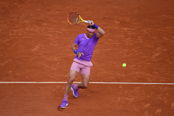 Rafael Nadal affronte l'Argentin Federico Delbonis lors du tournoi de tennis Rolex Monte Carlo Masters 2021 à Monaco, le 14 avril 2021. © Antoine Couvercelle/Panoramic/Bestimage