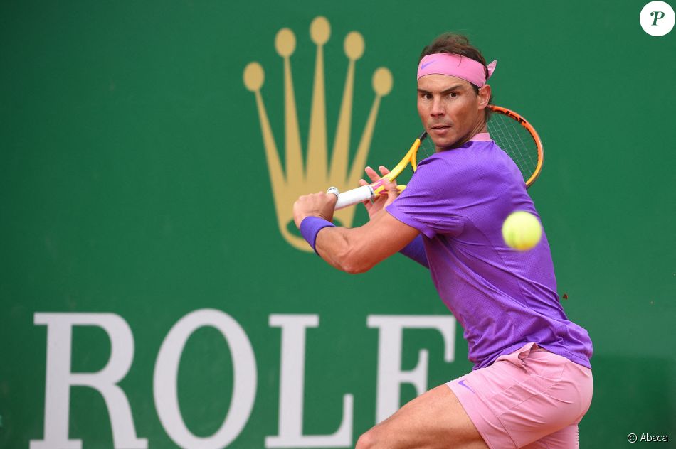 Rafael Nadal affronte et bat Grigor Dimitrov lors du tournoi de tennis Rolex Monte Carlo Masters 2021. Monaco, le 15 avril 2021.