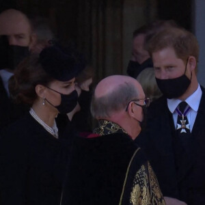 Le prince William, duc de Cambridge, et le prince Harry, duc de Sussex, Sorties des funérailles du prince Philip, duc d'Edimbourg à la chapelle Saint-Georges du château de Windsor, Royaume Uni, le 17 avril 2021. 