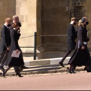 Le prince William, duc de Cambridge, et le prince Harry, duc de Sussex, Sorties des funérailles du prince Philip, duc d'Edimbourg à la chapelle Saint-Georges du château de Windsor, Royaume Uni, le 17 avril 2021. 