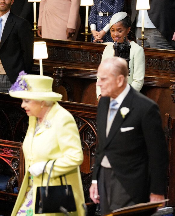 La reine Elisabeth II d'Angleterre et le prince Philip, duc d'Edimbourg, la mère de Meghan Markle, Doria Ragland, lors du mariage du prince Harry et de Meghan Markle en la chapelle St George à Windsor. Le 19 mai 2018