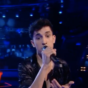 Youssef éliminé lors de l'épreuve des KO par Vianney dans "The Voice" - TF1