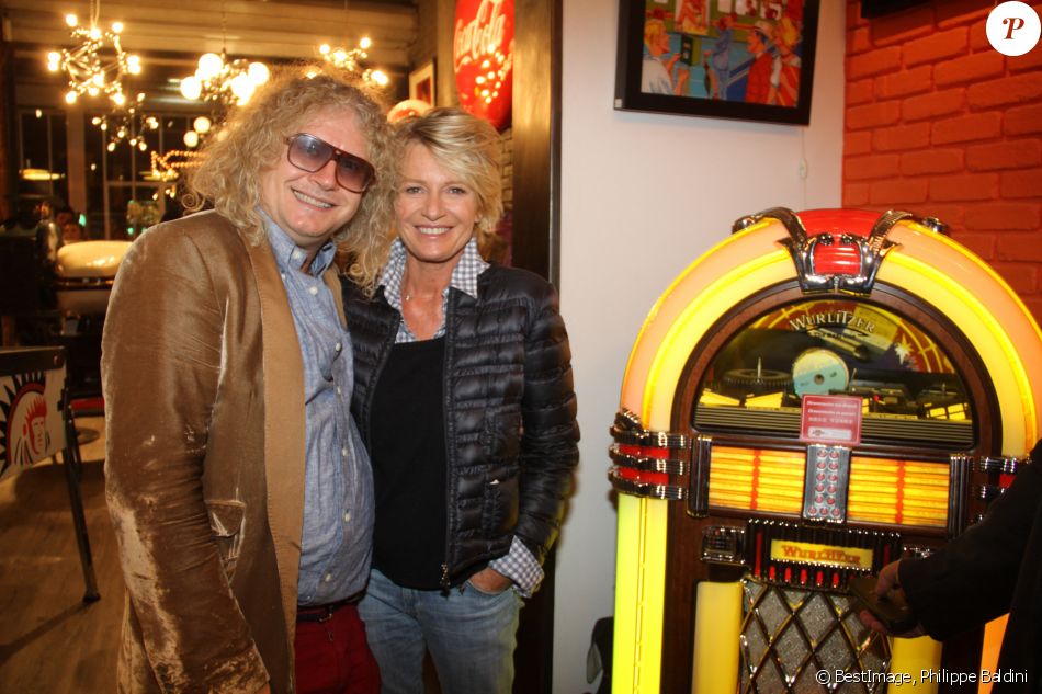 Exclusif - Pierre-Jean Chalençon et Sophie Davant - Soirée d'ouverture de l'évènement "Tapis rouge sur les Puces de Paris" à Saint Ouen © Philippe Baldini/Bestimage