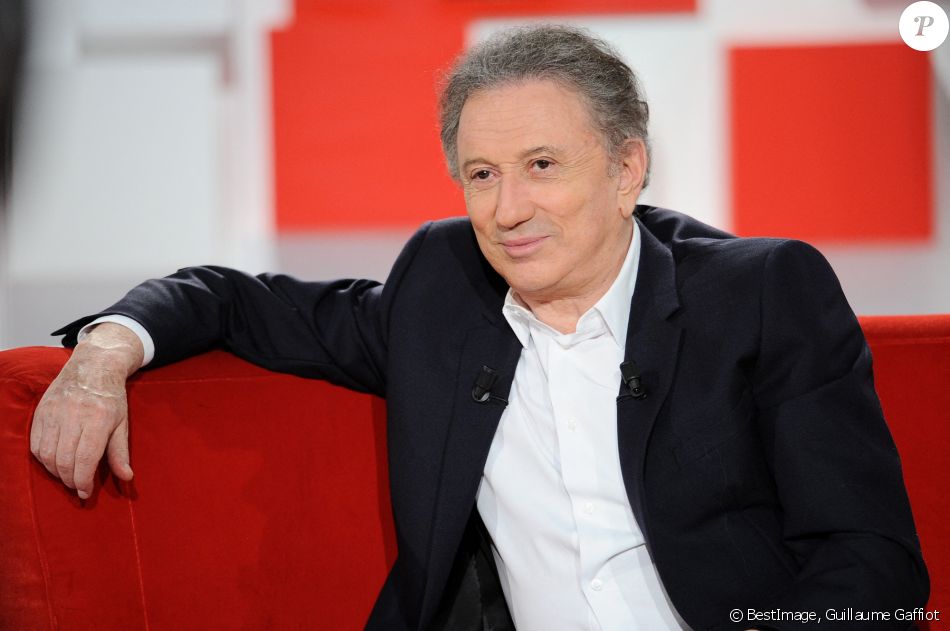Exclusif - Michel Drucker - Enregistrement de l'émission "Vivement Dimanche" au studio Gabriel à Paris le 4 mars 2020 et diffusée le 8 mars 2020. © Guillaume Gaffiot/Bestimage