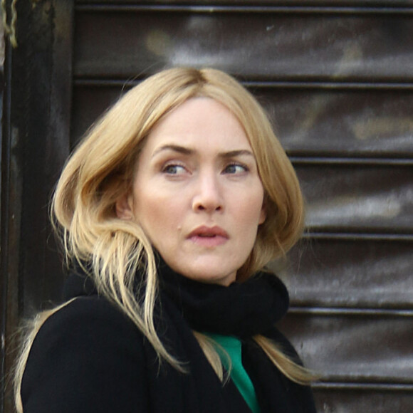 Kate Winslet et Jacob Latimore sur le tournage du film 'Collateral Beauty' dans le quartier de Manhattan à New York, le 16 mars 2016.