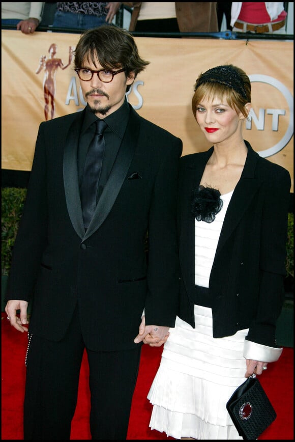 Johnny Depp et Vanessa Paradis à la 11e édition des SAG Awards à Los Angeles en février 2005.
 
