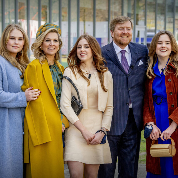 Le roi Willem-Alexander et la reine Maxima des Pays-Bas avec leurs filles la princesse Alexia des Pays-Bas, la princesse Ariane des Pays-Bas et la princesse Catharina-Amalia des Pays-Bas - La famille royale des Pays-bas réunie à Eindhoven à l'occasion de la fête du Roi (Koningsdag), anniversaire du roi (54 ans).