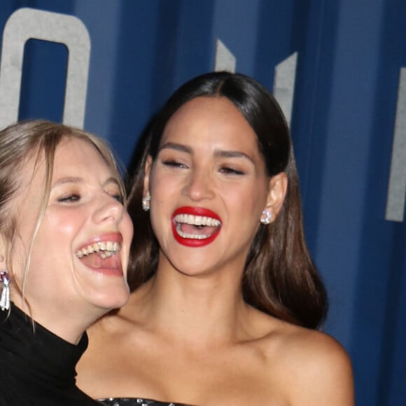 Mélanie Laurent et Adria Arjona - Avant-première du film "Six Underground" à New York, le 10 décembre 2019. © Nancy Kaszerman/ZUMA Wire/Bestimage