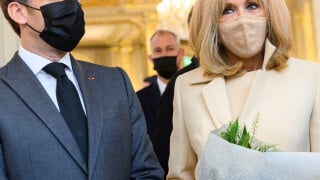 Brigitte Macron : Stylée en beige pour la traditionnelle cérémonie du muguet du 1er mai