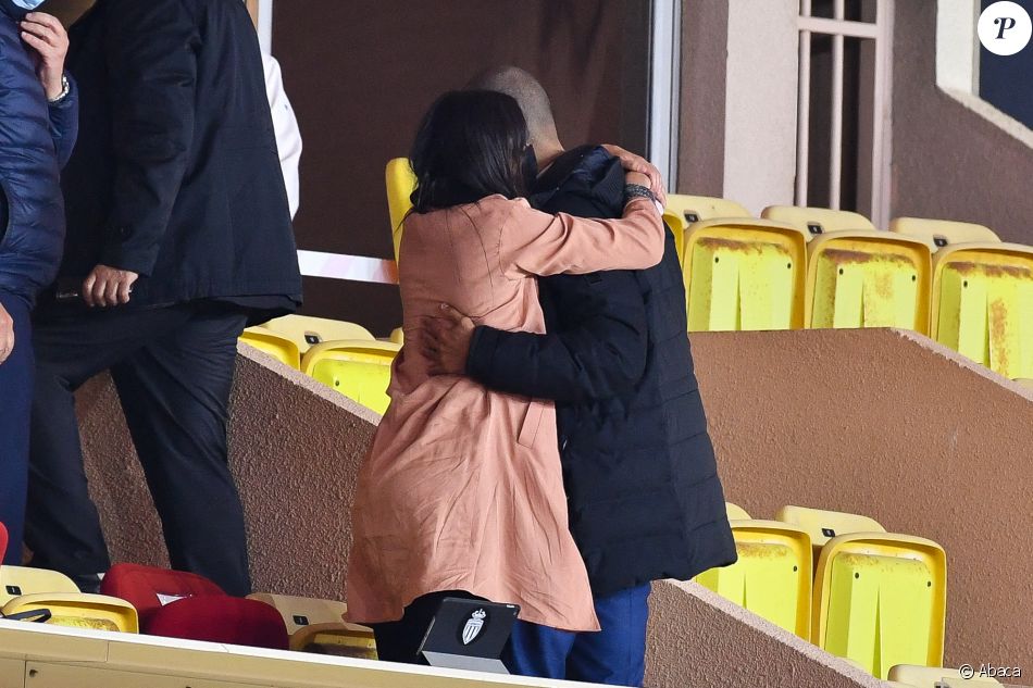 Alize Lim et Tony Parker lors du match entre Monaco (ASM) et Lyon (OL) au stade Louis II de Monaco le 2 mai 2021