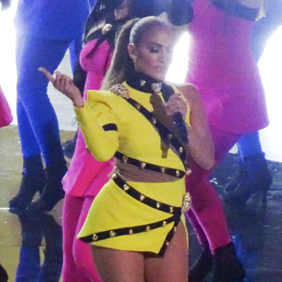 Jennifer Lopez au concert Vax Live au Sofi Stadium de Los Angeles, le 2 mai 2021.