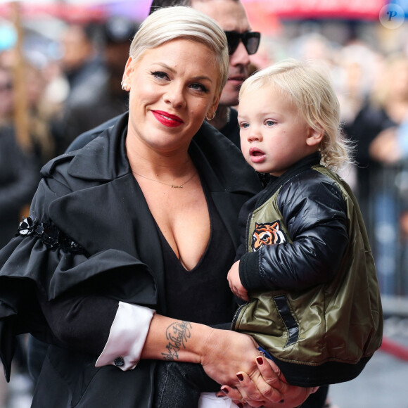 Pink et son fils Jameson Moon Hart - La chanteuse reçoit son étoile sur le Walk of Fame à Hollywood, Los Angeles, le 5 février 2019.