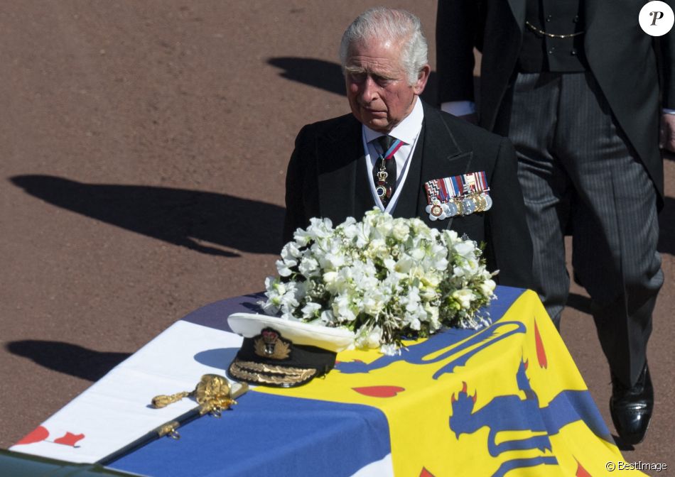 Le prince Charles, prince de Galles - Arrivées aux funérailles du prince Philip, duc d'Edimbourg à la chapelle Saint-Georges du château de Windsor, le 17 avril 2021.