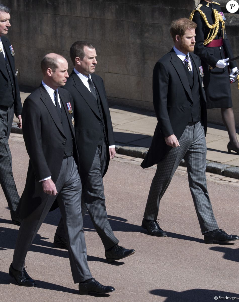 Le prince Harry, duc de Sussex, Peter Phillips, le prince William, duc de Cambridge - Arrivées aux funérailles du prince Philip, duc d'Edimbourg à la chapelle Saint-Georges du château de Windsor, le 17 avril 2021.