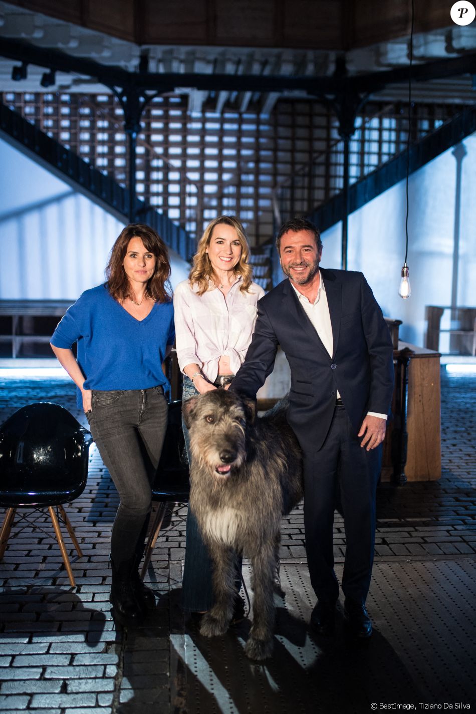 Exclusif - Faustine Bollaert lors de l'enregistrement de l'émission "Animaux Stars" présentée par Bernard Montiel en présence de Laetitia Barlerin qui sera diffusée le 8 mai 2021 à 17h30 sur la chaine Animaux, à Paris, France, le 15 avril 2021. © Tiziano Da Silva/Bestimage