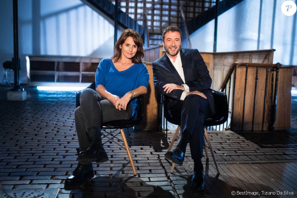 Exclusif - Faustine Bollaert lors de l'enregistrement de l'émission "Animaux Stars" présentée par Bernard Montiel qui sera diffusée le 8 mai 2021 à 17h30 sur la chaine Animaux, à Paris, France, le 15 avril 2021. © Tiziano Da Silva/Bestimage