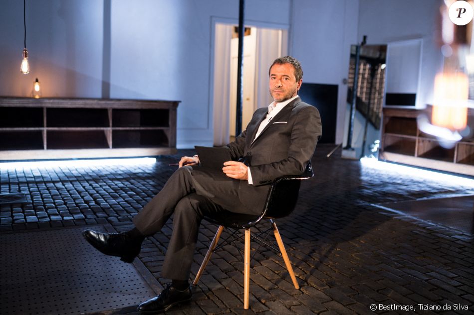 Semi-Exclusif - Bernard Montiel dans "Animaux Stars" © Tiziano da Silva / Bestimage