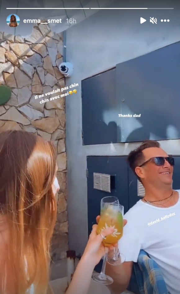 Emma Smet surprend son père David Hallyday dans sa story Instagram du 6 mai 2021.