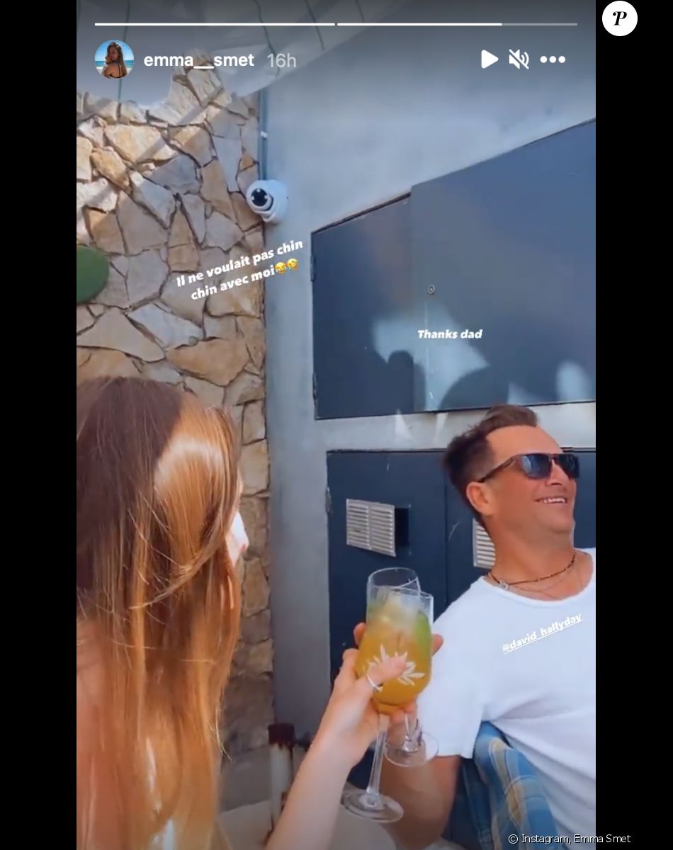 Ichem Bougheraba Emma Smet Couple Emma Smet : Radieuse avec son papa David Hallyday, pour un fail en terrasse  : le diaporama - Purepeople