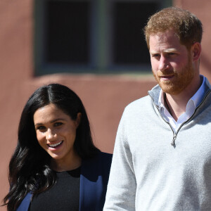 Le prince Harry, duc de Sussex, et Meghan Markle, duchesse de Sussex, enceinte visitent le "Lycée Qualifiant Grand Atlas"à Asni, dans le cadre de leur voyage officiel au Maroc, le 24 février 2019.