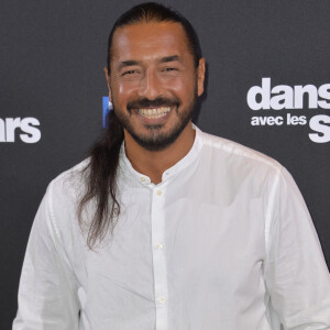Moundir Zoughari au photocall de la saison 10 de l'émission "Danse avec les stars" (DALS) au siège de TF1 à Boulogne-Billancourt, France. © Veeren/Bestimage