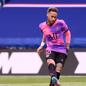 Neymar Jr lors du match Paris Saint-Germain - RC Lens au Parc des Princes. Paris, le 1 er mai 2021 © Lecoeur / FEP/ Panoramice / Bestimage