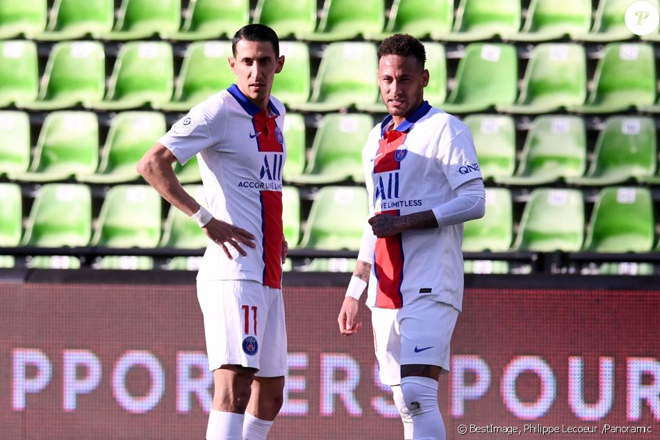 10 NEYMAR JR (PSG) - 11 ANGEL DI MARIA (PSG) - Match de football en ligue 1 Uber Eats: Le PSG bat Metz (3-1) à Metz le 24 avril 2021. © Philippe Lecoeur /Panoramic/Bestimage