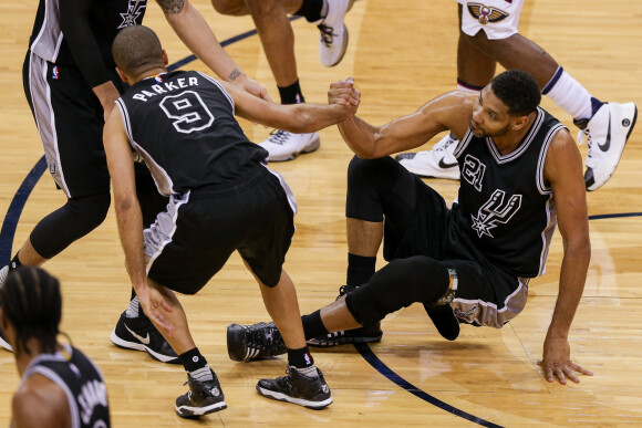 Tony Parker et Tim Duncan sous le maillot des San Antonio Spurs en 2016.